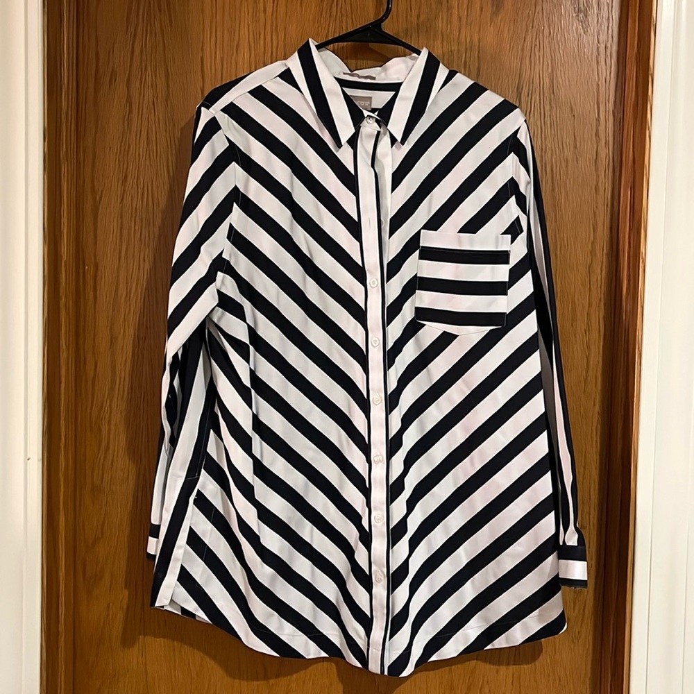 Navy and white striped Chico’s tunic blouse (fits like XL)